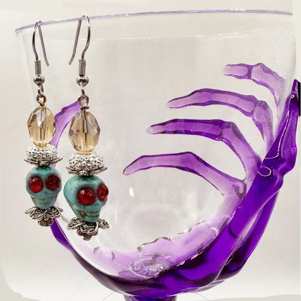 Tuequoise Skull Dia de los Muertos/Day of the Dead Fashion Earrings Halloween